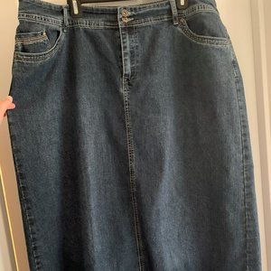 Women's Plus Size Denim Skirt